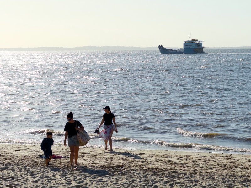 Kingfisher Bay