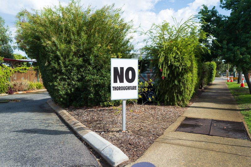 No thoroughfare