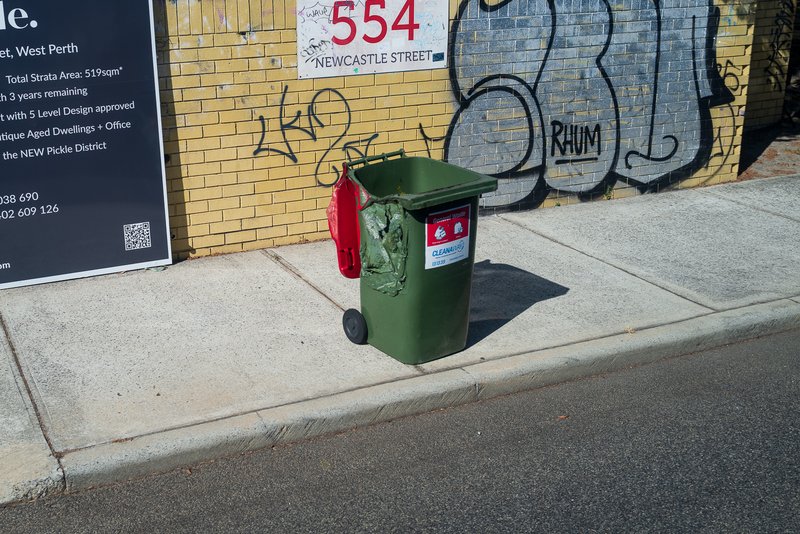 Melted bin